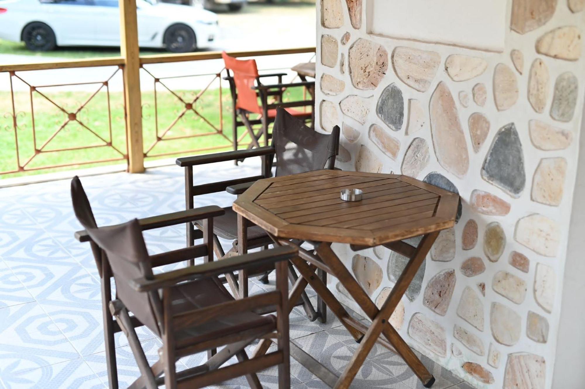Guesthouse Agnandi Loutraki  Ngoại thất bức ảnh