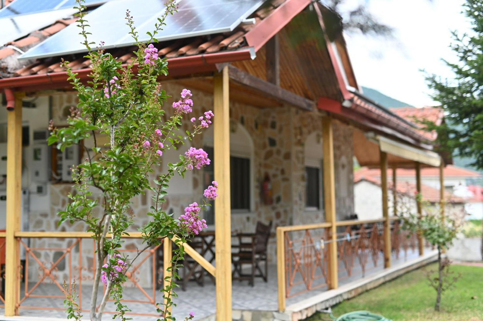 Guesthouse Agnandi Loutraki  Ngoại thất bức ảnh